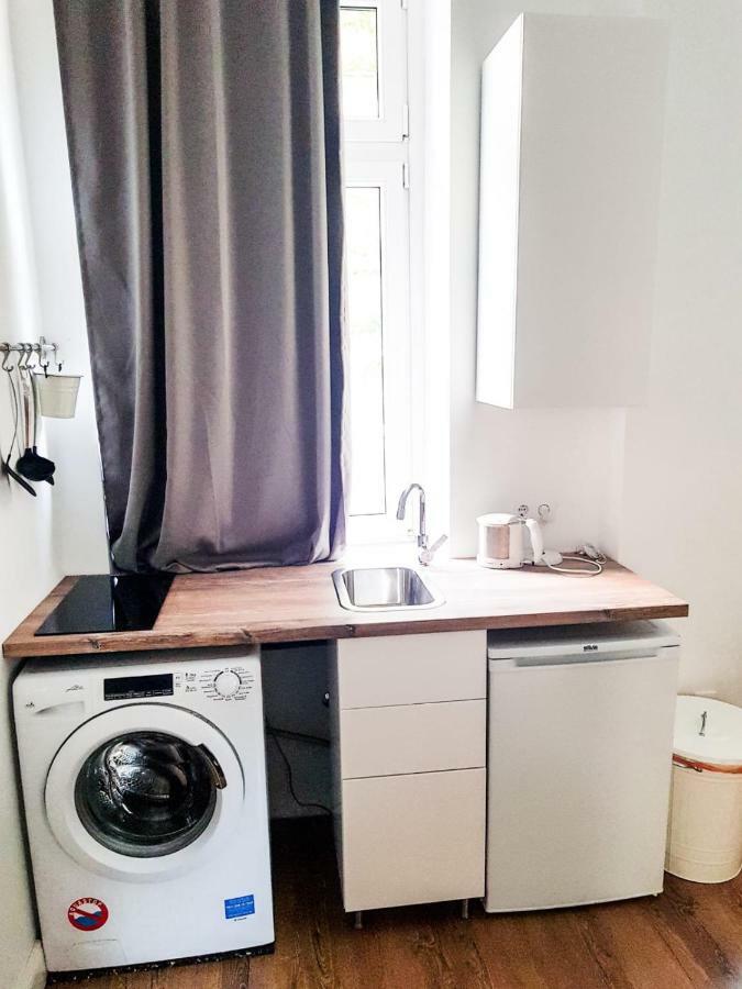 Sonniges Studio Heinzelmanngasse Apartment เวียนนา ภายนอก รูปภาพ